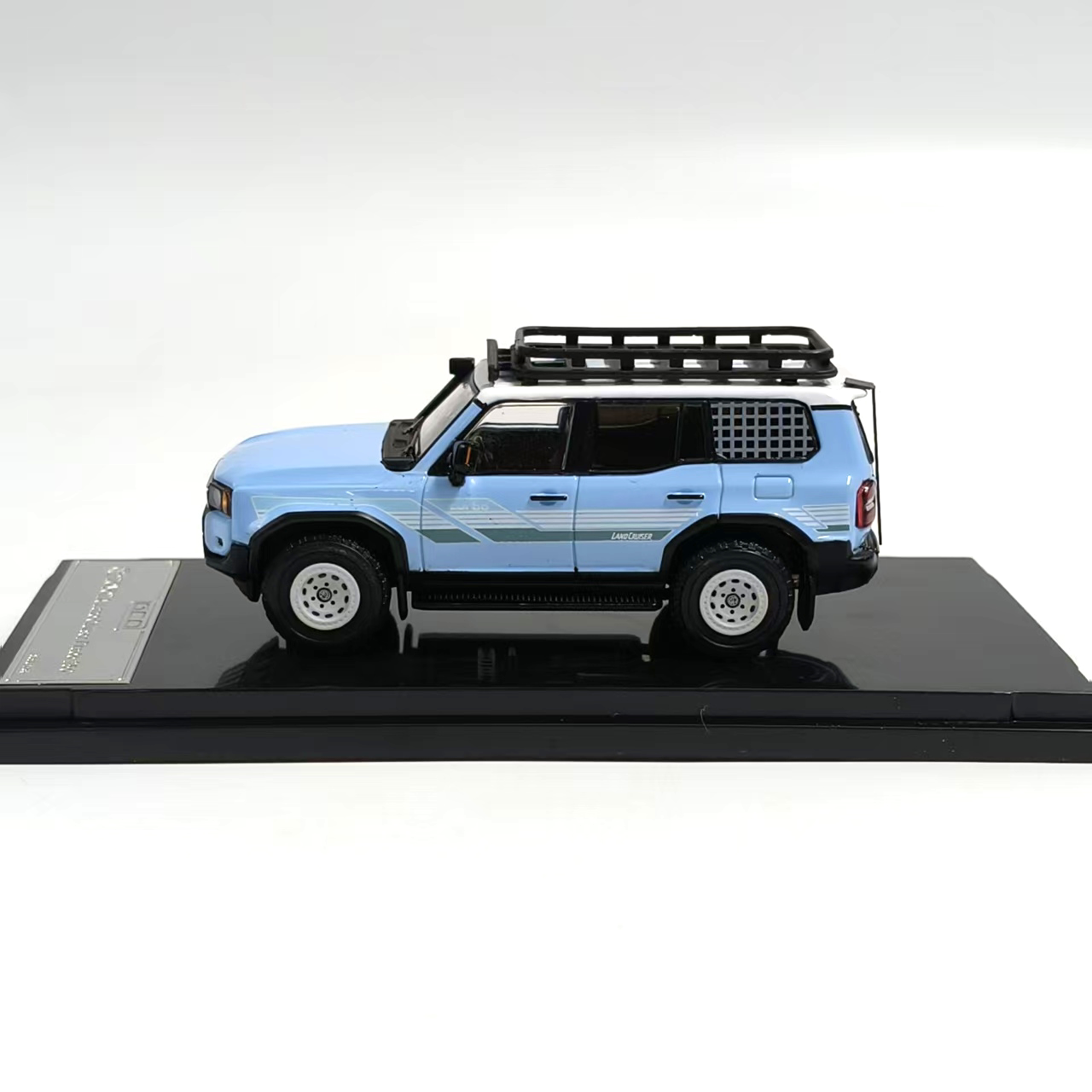 Döküm DCM 1:64 Ölçekli LC250 V - Vintage Collectible Model Cars incelemesi ve fiyatı